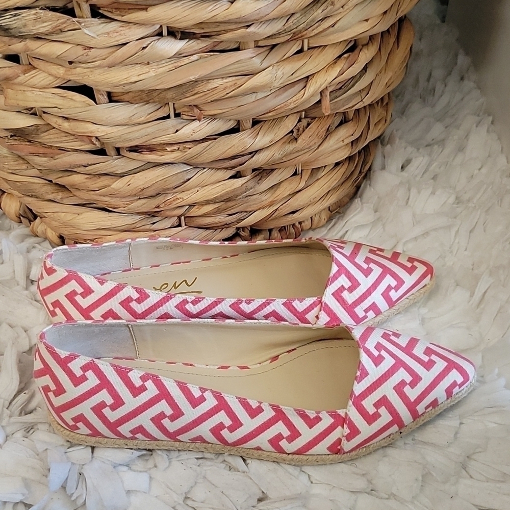 Rowen Geometric Print Pink And White loafers